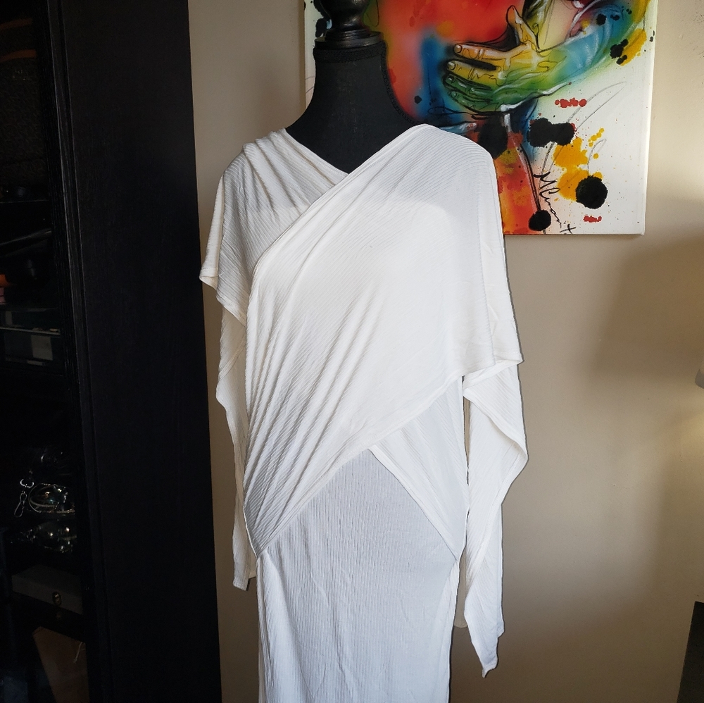 Like New Womens Size Small White Long Maxi dress Strapless - Picture 3 of 4